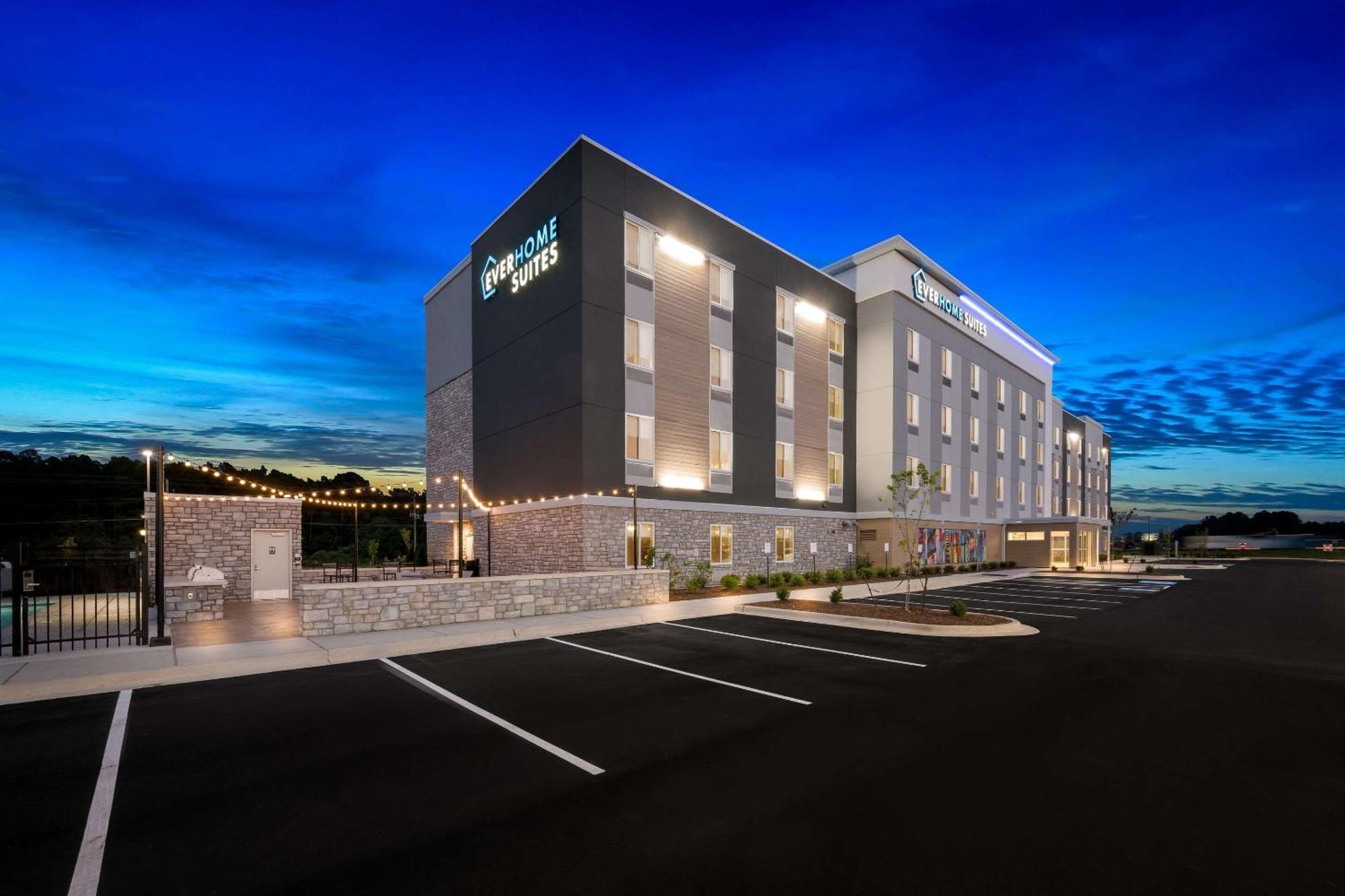 Everhome Suites Fayetteville Near Fort Bragg Exterior foto